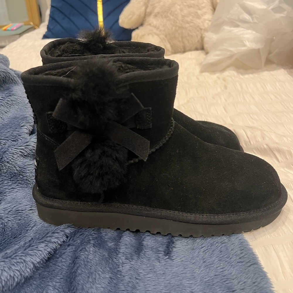 Koolaburra by UGG ankle boots
